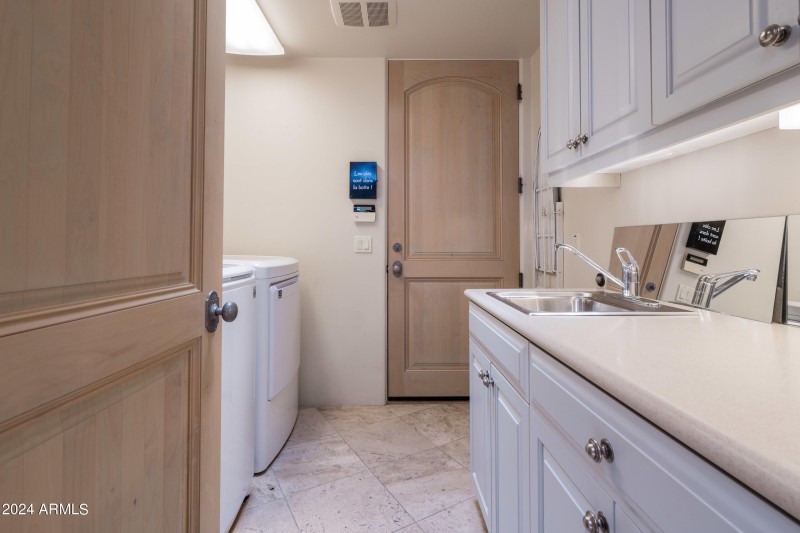 022_Laundry Room to Garage