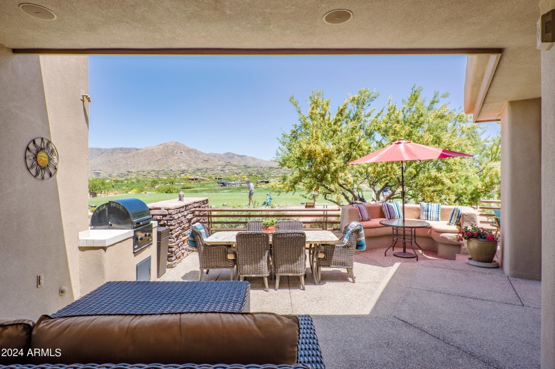 023_Patio Views