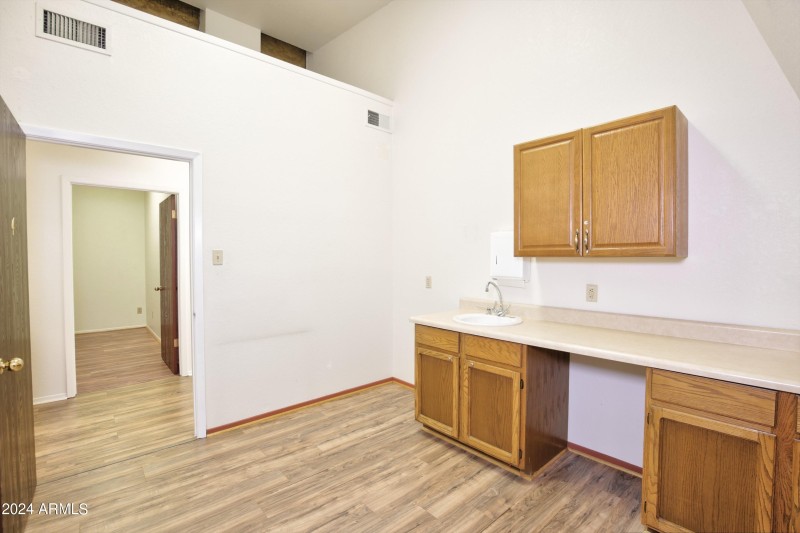 404 West Main (22)
