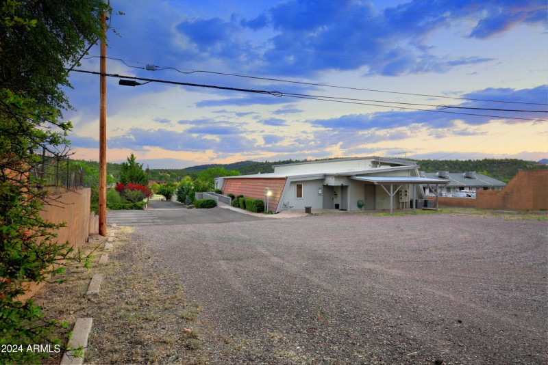 404 West Main (65)