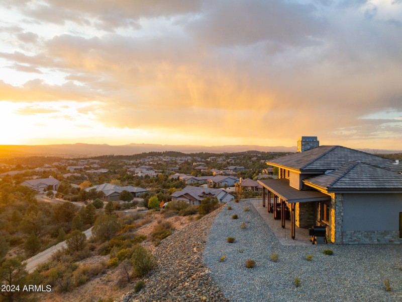4-web-or-mls-5535-corliss-cir