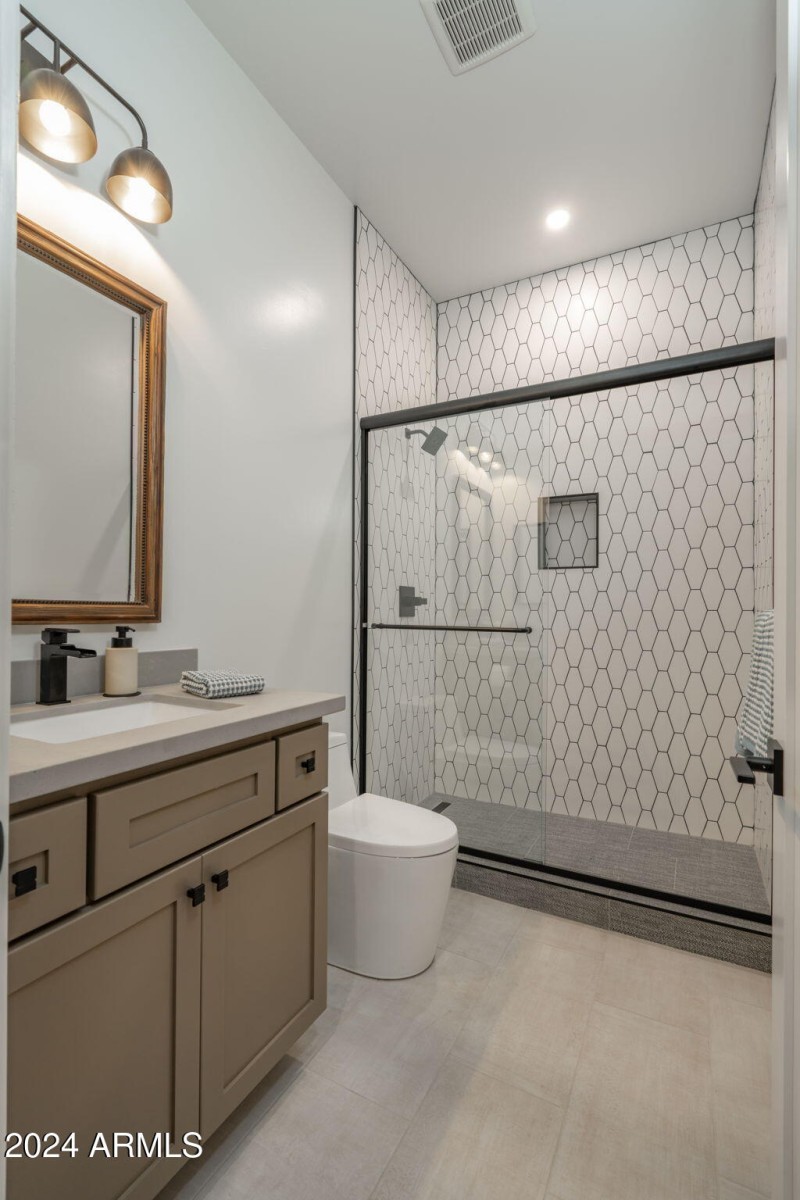 29-web-or-mls-5535-corliss-cir