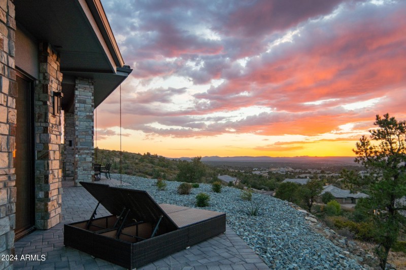 81-web-or-mls-5535-corliss-cir