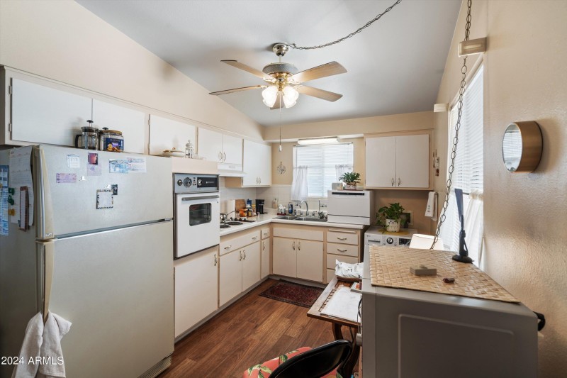 05-Kitchen