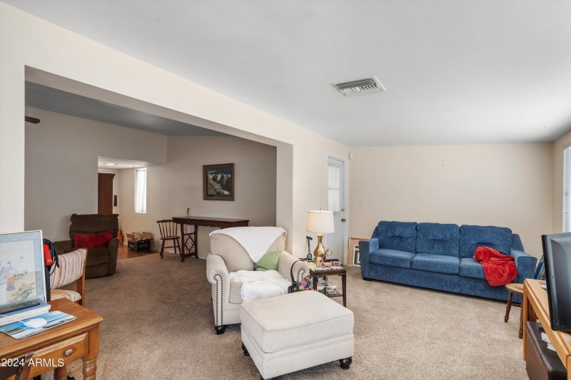 20-Living Area