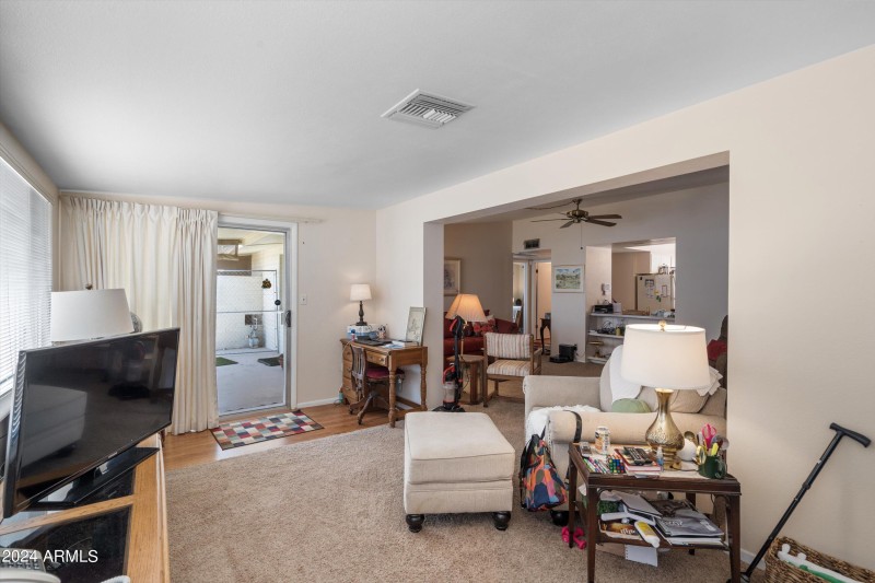 21-Living Area