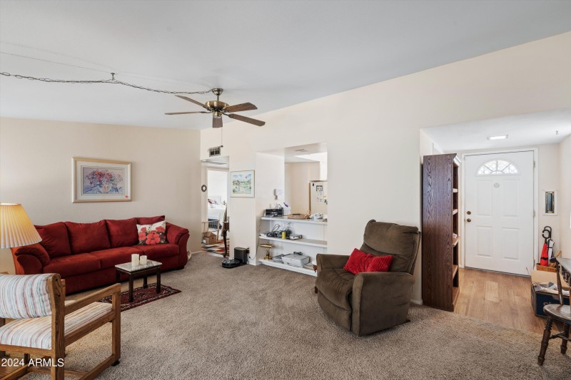 22-Main Living Area