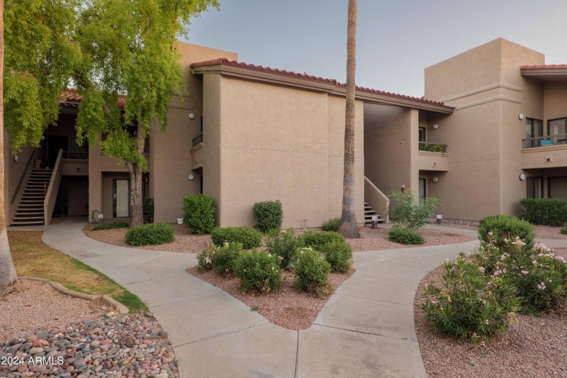 9445 N 94th Pl-29