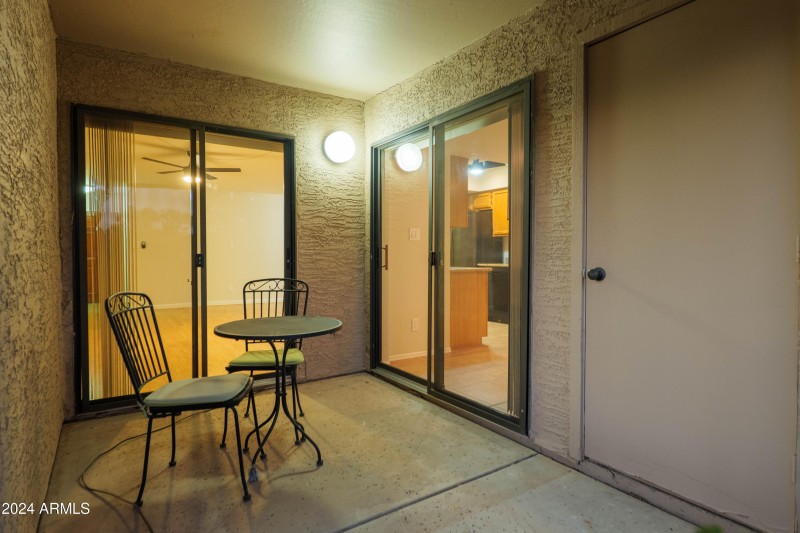 9445 N 94th Pl-42