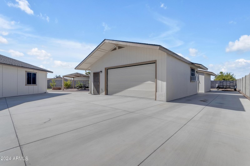 Detached Garage mcmeen
