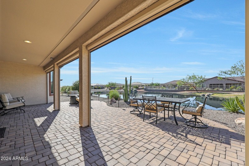 HUGE covered Patio