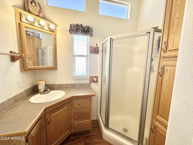 WOW, AMAZING BATHROOM