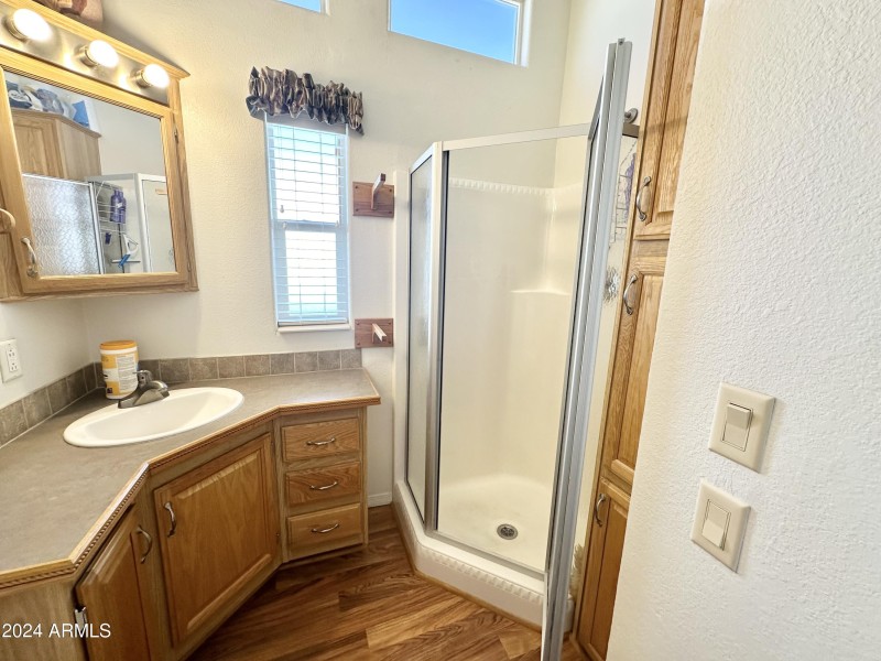 WALK IN SHOWER