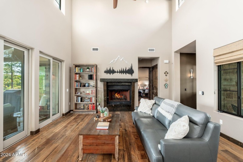 3007 E Arrow Point - 13