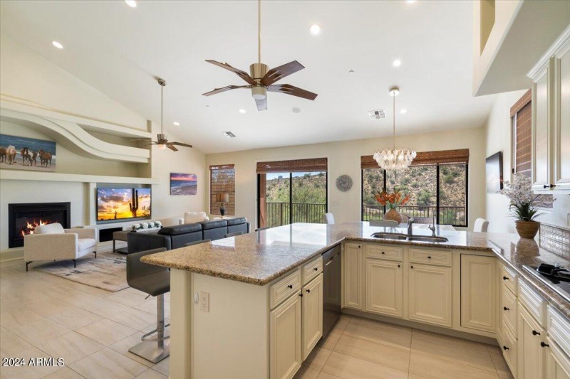Kitchen 3