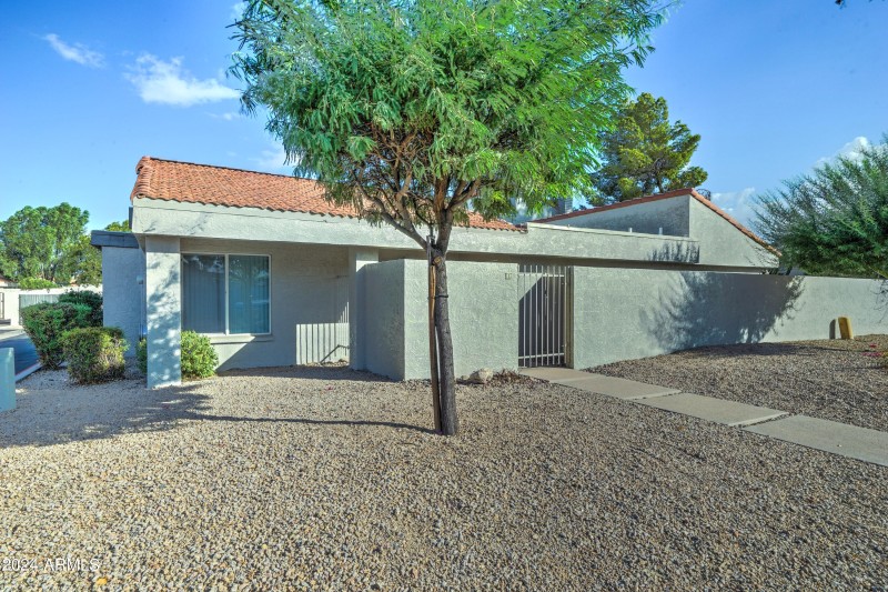 2416 W Caribbean Ln Unit 1-2