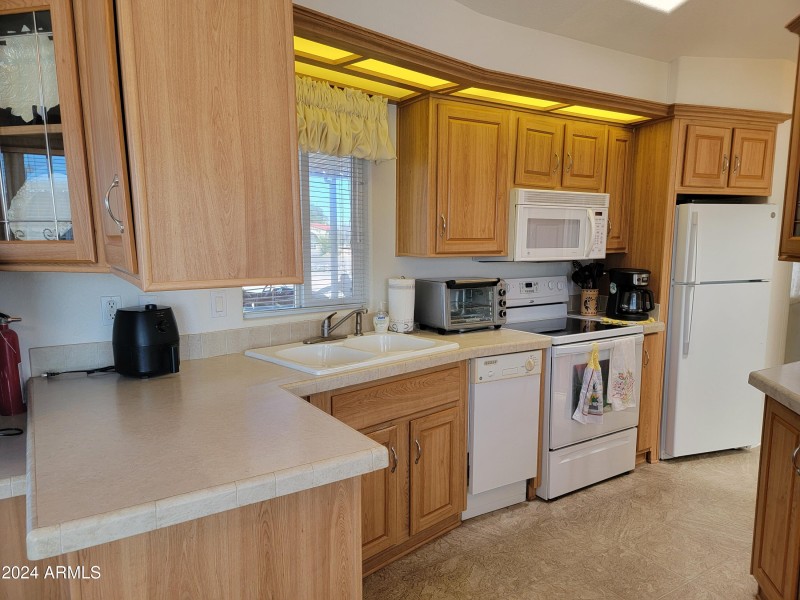 3551 kitchen open