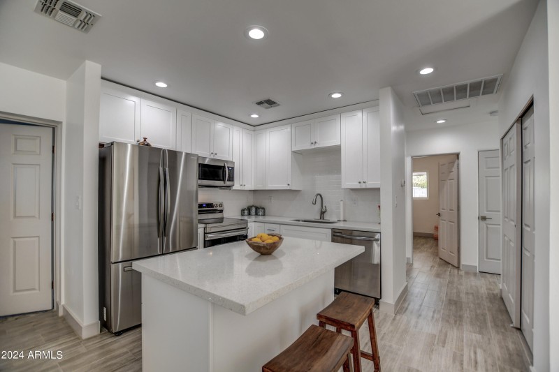 Kitchen 4