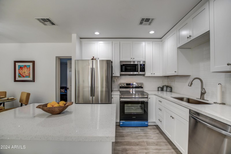 Kitchen 6