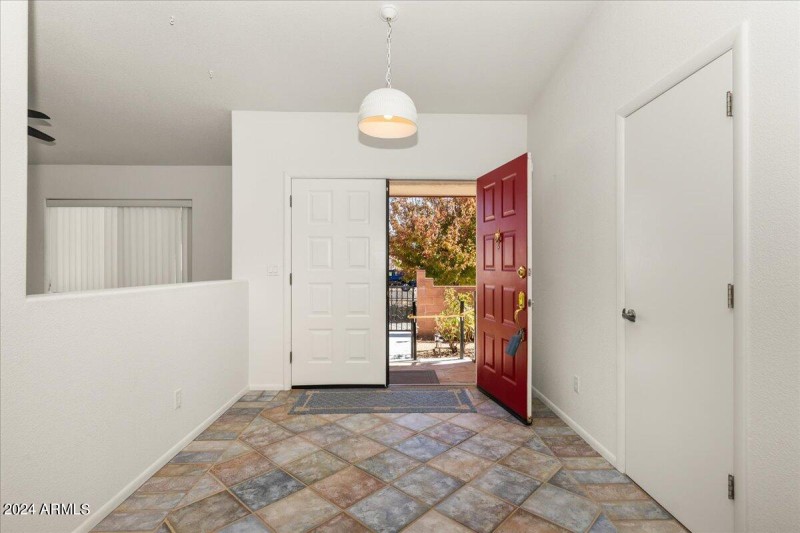 04-Foyer