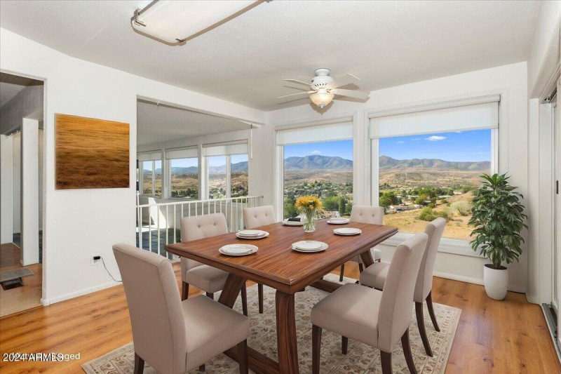 11-Virtual Staging Casual Dining Ro