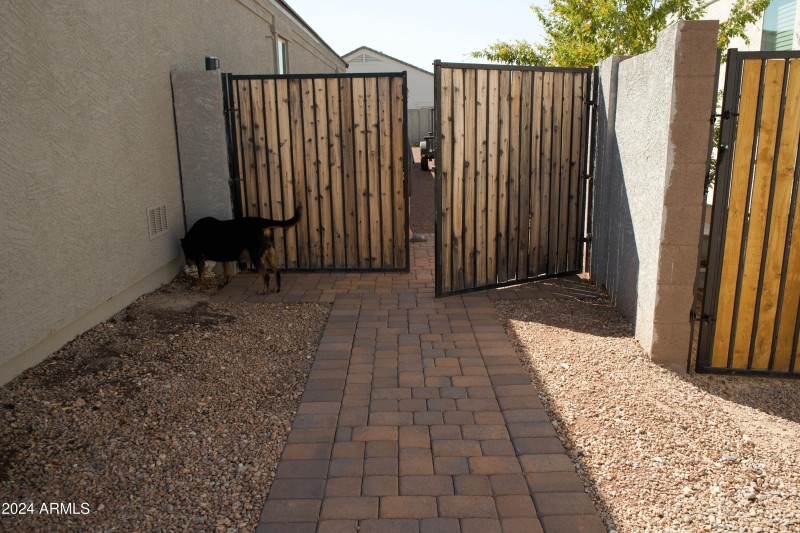 RV Gate
