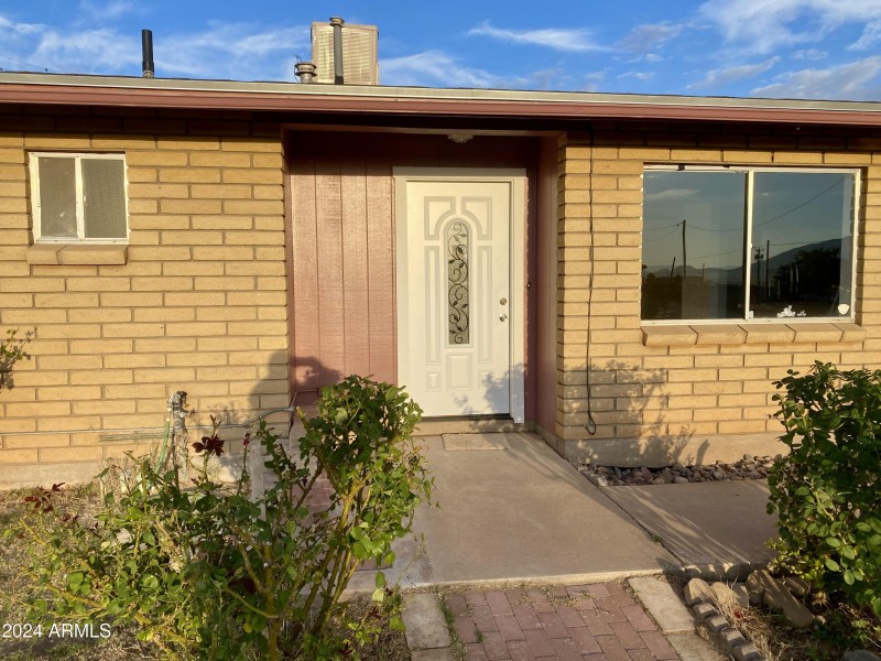 517 Front Door