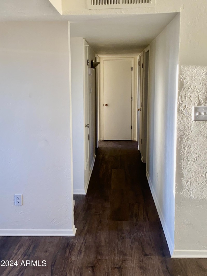517 Hallway