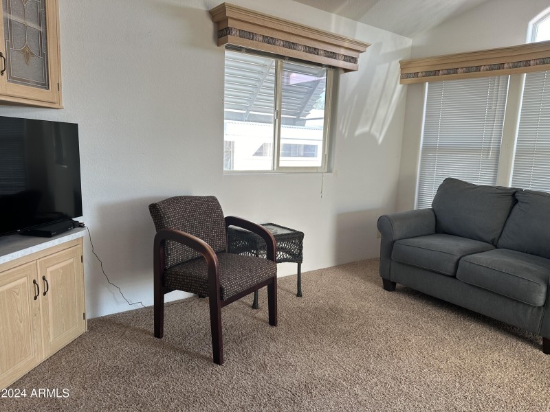 Lot 368 (7)
