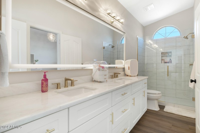 Jack and Jill Bath