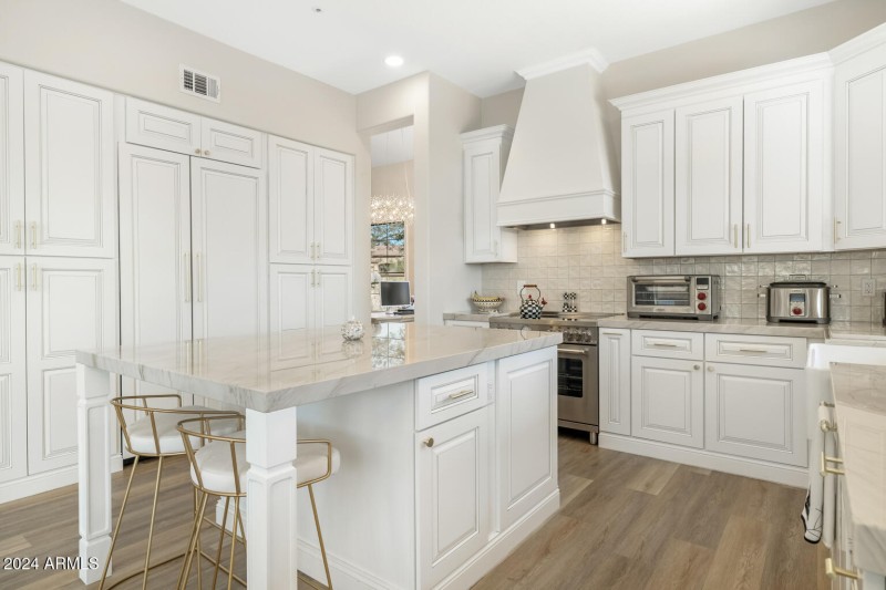 Kitchen 3