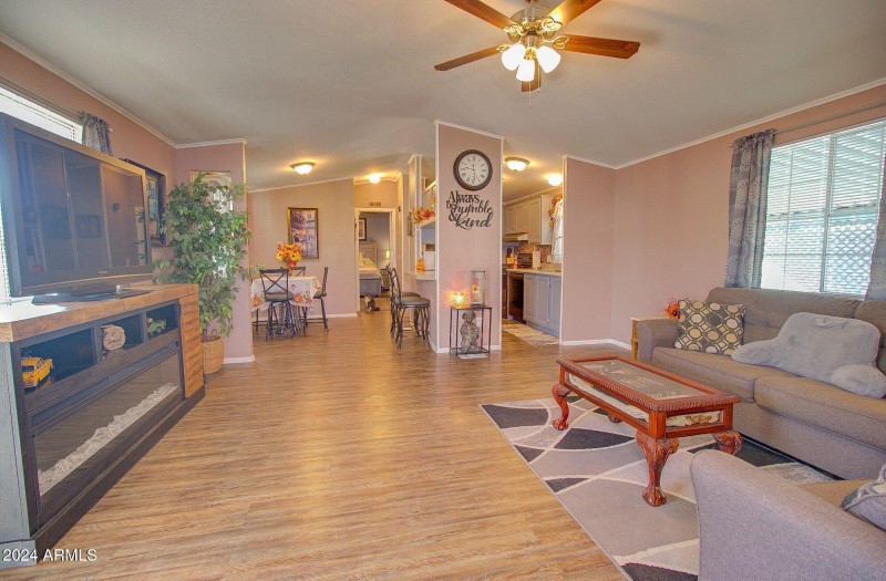 Livingroom2
