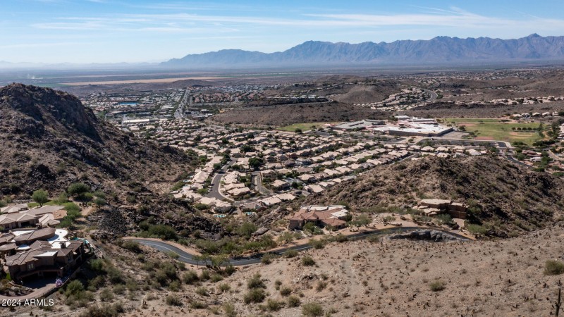 1524 E Desert Willow-10