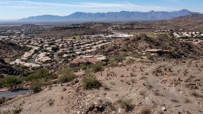 1524 E Desert Willow-12