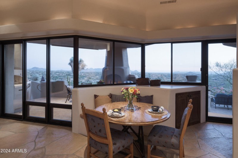 Eat in kitchen view