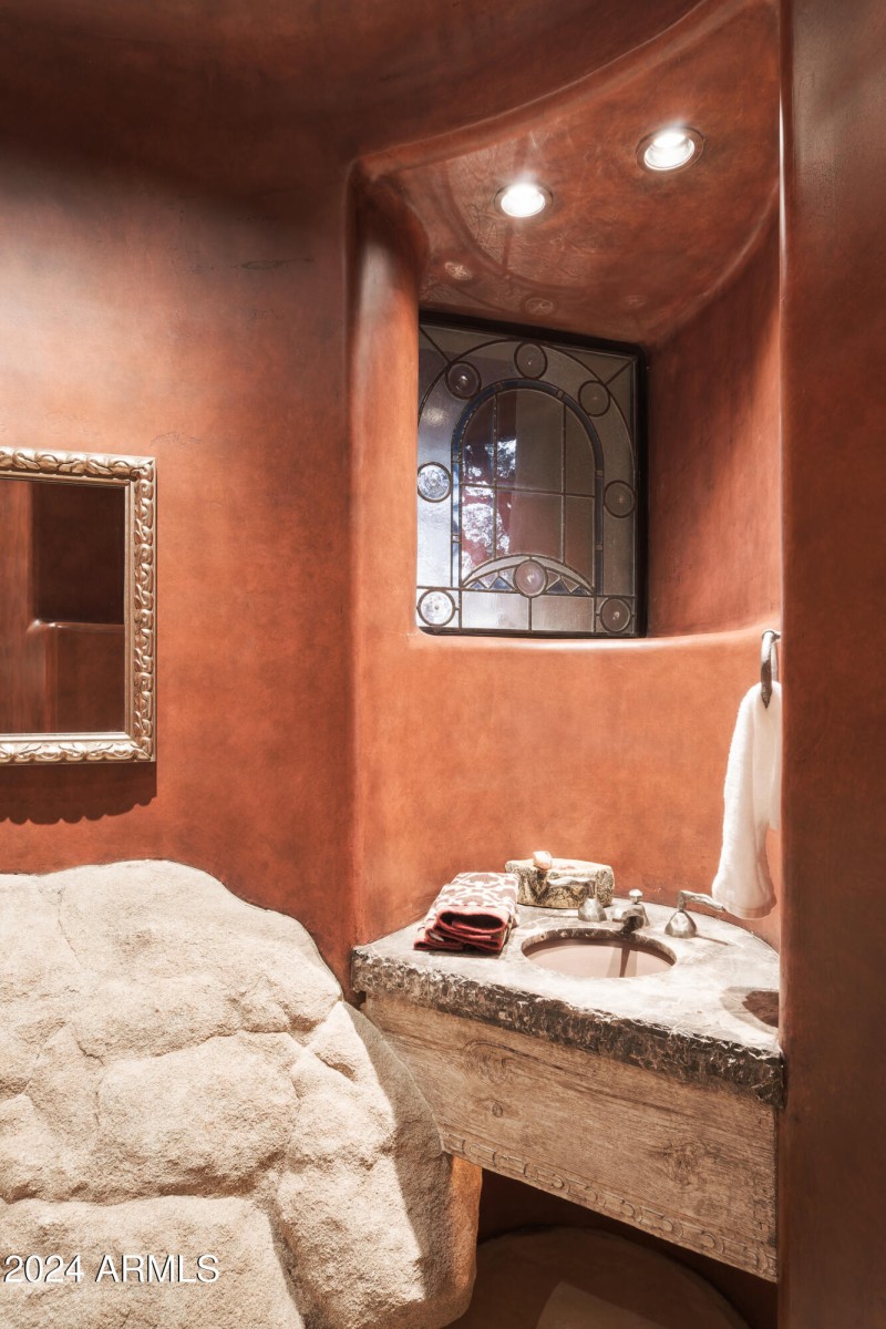 Powder bath