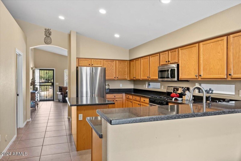 09-Kitchen
