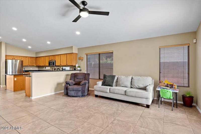 12-Family Room