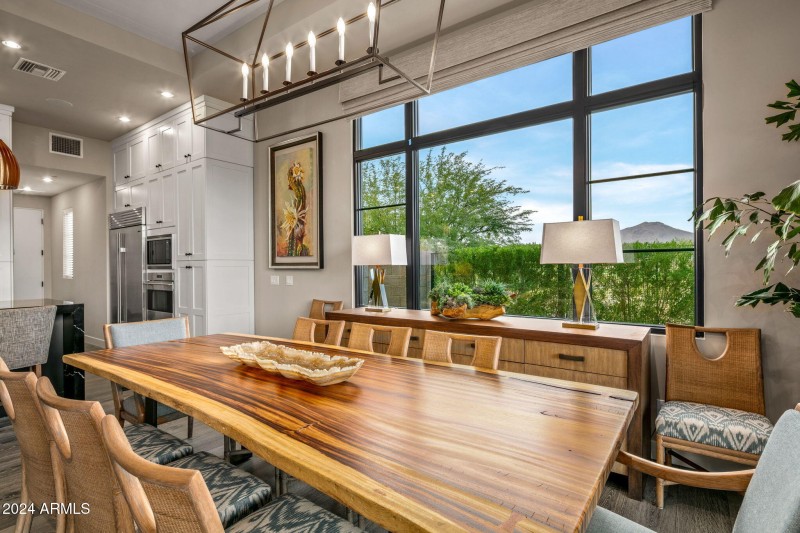 26-web-or-mls-Dining Room Views