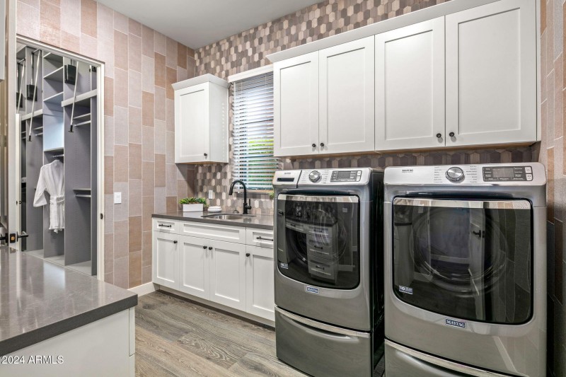 39-web-or-mls-Laundry