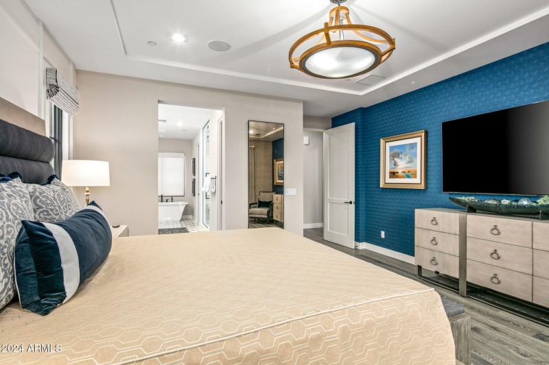 49-web-or-mls-Guest Ensuite