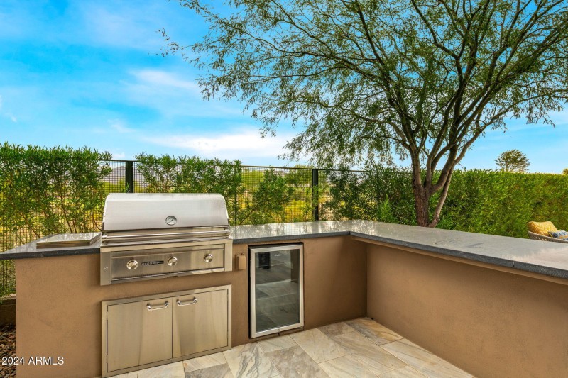 61-web-or-mls-Grill Patios