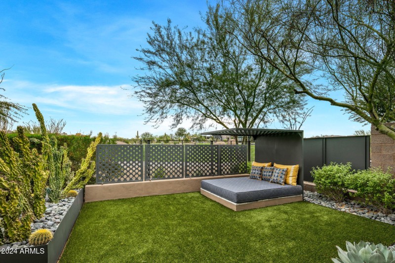 64-web-or-mls-Primary Suite Patios