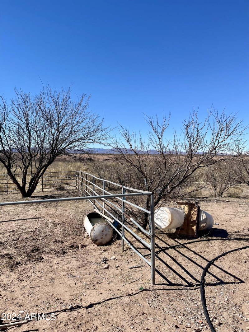 Horse stable