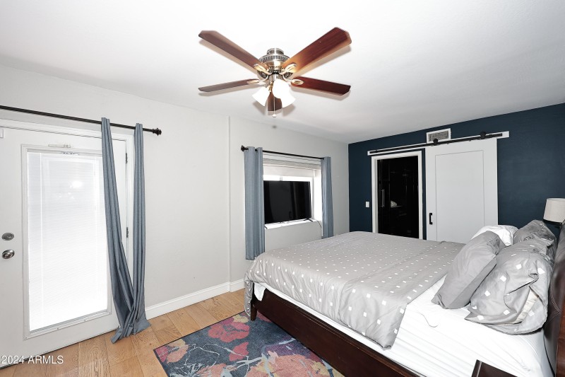Primary Bedroom2