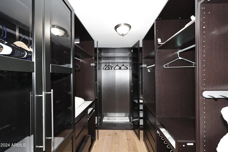 Primary Bedroom-Closet