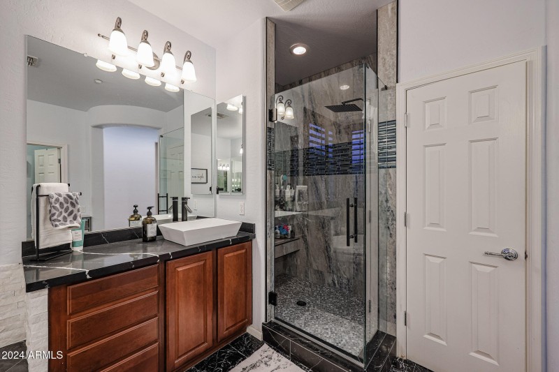 upstairs master bath