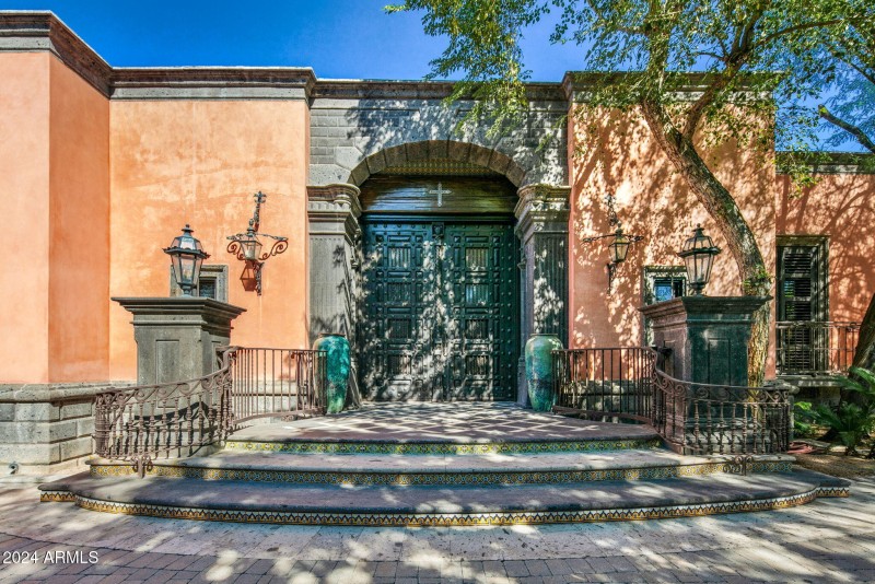 Front Entry Way