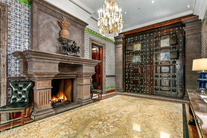 Foyer Detail