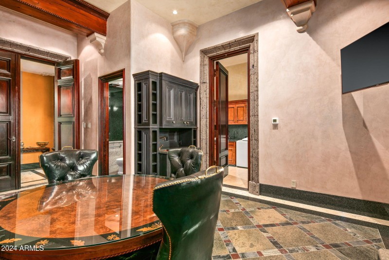 Primary Office Ensuite